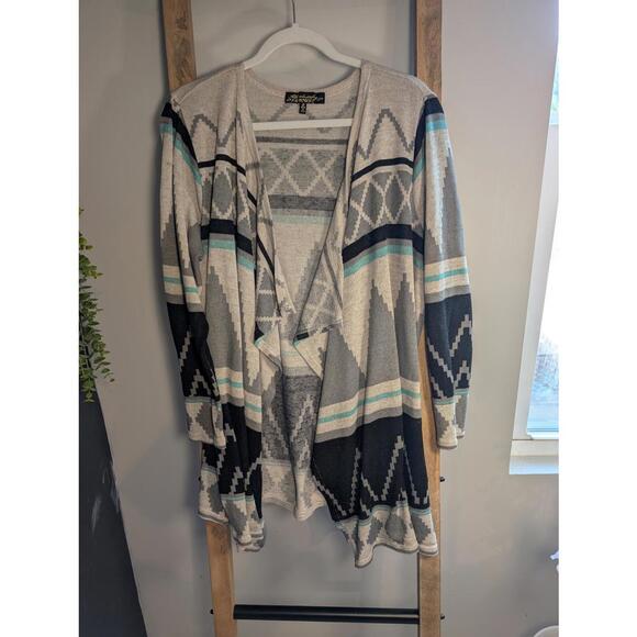 Absolutely Famous Women's Geometric Pattern Cardigan Sweater 2X - Picture 1 of 8